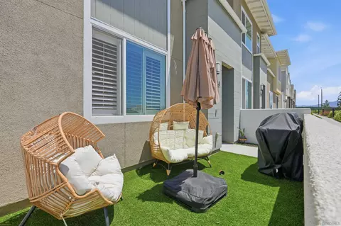 Exterior - 2044 Bluestone Cir, Chula Vista, CA 91913 photo 2 of 9