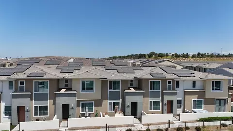 View/Area - 2044 Bluestone Cir, Chula Vista, CA 91913 photo 5 of 14