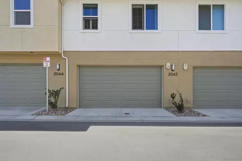 Exterior - 2044 Bluestone Cir, Chula Vista, CA 91913 photo 7 of 9