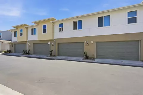 Exterior - 2044 Bluestone Cir, Chula Vista, CA 91913 photo 6 of 9