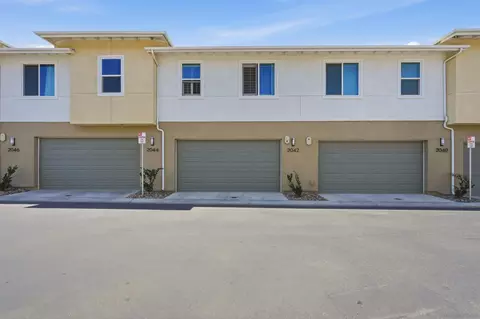 Exterior - 2044 Bluestone Cir, Chula Vista, CA 91913 photo 5 of 9