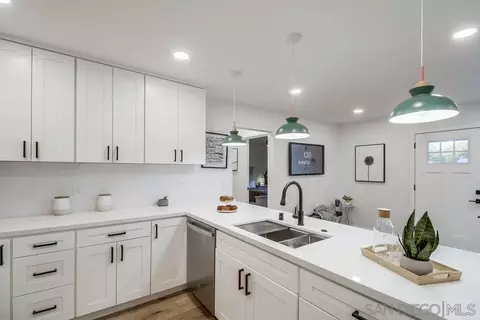 Kitchen - 4026 Charles St, La Mesa, CA 91941 photo 10 of 13