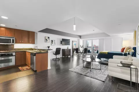 875 G St #512, San Diego, CA 92101