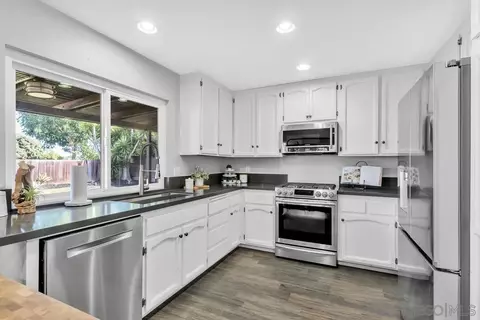 Kitchen - 377 N Willowspring Dr, Encinitas, CA 92024 photo 1 of 3