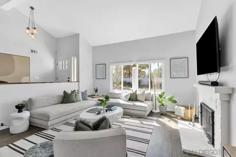 Living - 377 N Willowspring Dr, Encinitas, CA 92024 photo 4 of 5