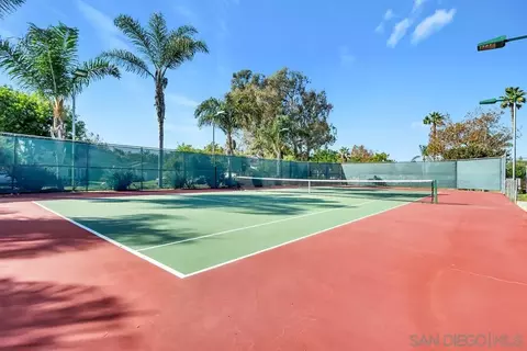 View/Area - 377 N Willowspring Dr, Encinitas, CA 92024 photo 1 of 11