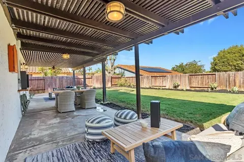 Exterior - 377 N Willowspring Dr, Encinitas, CA 92024 photo 9 of 16