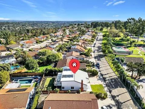 View/Area - 377 N Willowspring Dr, Encinitas, CA 92024 photo 7 of 11