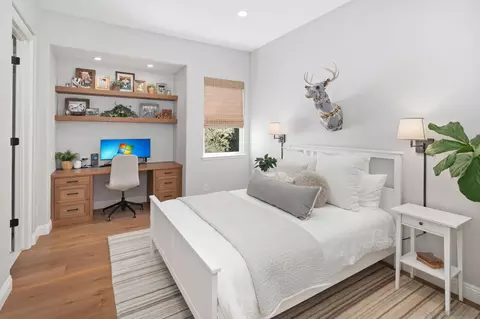 Bedroom - 2898 Corte Morera, Carlsbad, CA 92009 photo 2 of 2