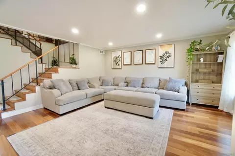 9850 Rimpark Way, San Diego, CA 92124