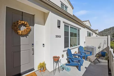 Exterior - 35103 Grove Trl, Fallbrook, CA 92028 photo 2 of 7