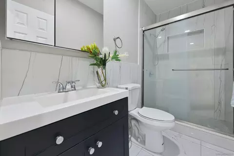 Bath - 7906 Anders Cir, La Mesa, CA 91942 photo 3 of 4
