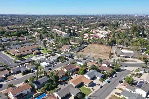 View/Area - 7906 Anders Cir, La Mesa, CA 91942 photo 4 of 10