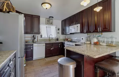 Kitchen - 9811 Eucalyptus St, Spring Valley, CA 91977 photo 2 of 4