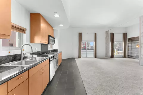 550 15th St #801, San Diego, CA 92101