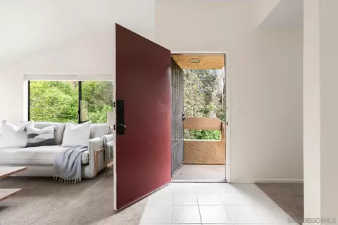 7959 Caminito Dia #4, San Diego, CA 92122