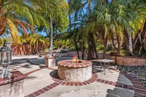 Exterior - 950 Tempera Ct, Oceanside, CA 92057 photo 2 of 6