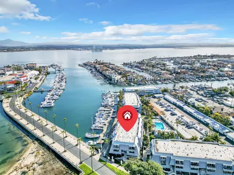 View/Area - 32 Montego Ct, Coronado, CA 92118 photo 5 of 7