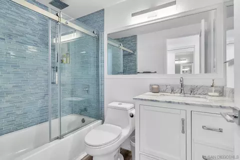 Bath - 32 Montego Ct, Coronado, CA 92118 photo 3 of 3