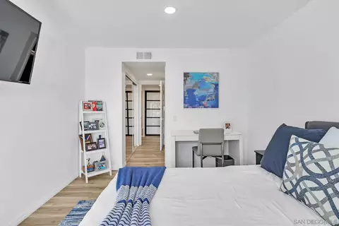 Bedroom - 32 Montego Ct, Coronado, CA 92118 photo 5 of 5