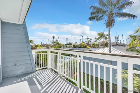 Exterior - 32 Montego Ct, Coronado, CA 92118 photo 1 of 2