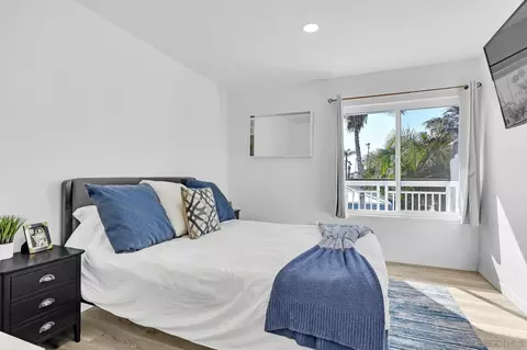 Bedroom - 32 Montego Ct, Coronado, CA 92118 photo 4 of 5