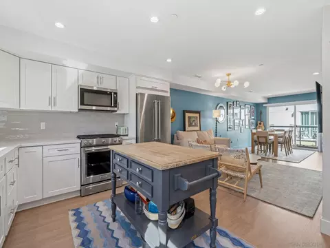 1952 Hornblend St #6, San Diego, CA 92109