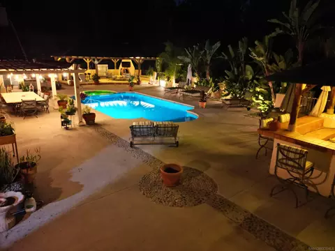 Exterior - 25790 Forest Dr, Escondido, CA 92026 photo 11 of 14