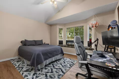 Bedroom - 25790 Forest Dr, Escondido, CA 92026 photo 2 of 2