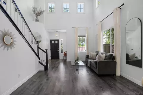 Entry Way - 44745 Vail Oak Rd, Temecula, CA 92592 photo 2 of 5