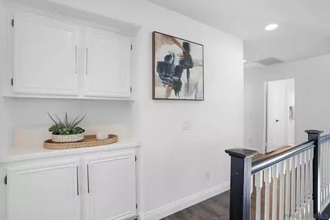 Entry Way - 44745 Vail Oak Rd, Temecula, CA 92592 photo 5 of 5
