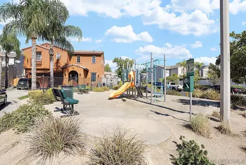 Exterior - 44745 Vail Oak Rd, Temecula, CA 92592 photo 10 of 10