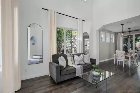 Living - 44745 Vail Oak Rd, Temecula, CA 92592 photo 2 of 3