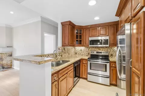 2020 Camino De La Reina #2217, San Diego, CA 92108