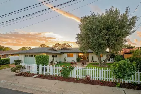 Exterior - 8866 Cliffridge Ave, La Jolla, CA 92037 photo 13 of 14