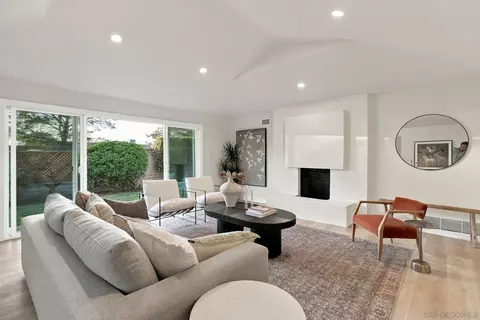 Living - 8866 Cliffridge Ave, La Jolla, CA 92037 photo 4 of 6