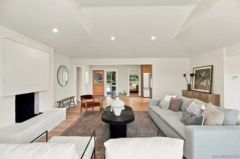 Living - 8866 Cliffridge Ave, La Jolla, CA 92037 photo 5 of 6
