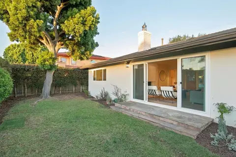 Exterior - 8866 Cliffridge Ave, La Jolla, CA 92037 photo 10 of 14