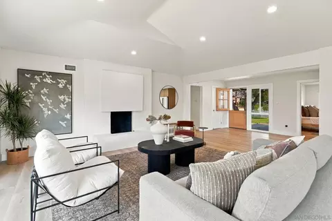Living - 8866 Cliffridge Ave, La Jolla, CA 92037 photo 3 of 6
