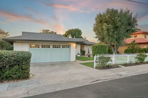 Exterior - 8866 Cliffridge Ave, La Jolla, CA 92037 photo 8 of 14