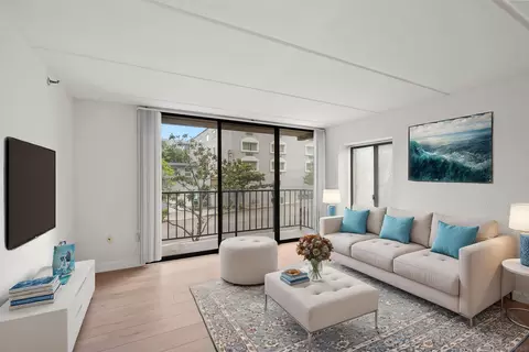 1333 8th Ave #205, San Diego, CA 92101