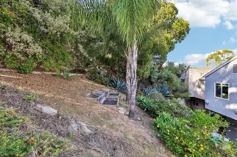 Exterior - 913 Vine St, Oceanside, CA 92054 photo 5 of 5