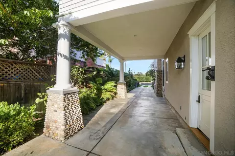 Exterior - 820 Glorietta Blvd, Coronado, CA 92118 photo 8 of 8