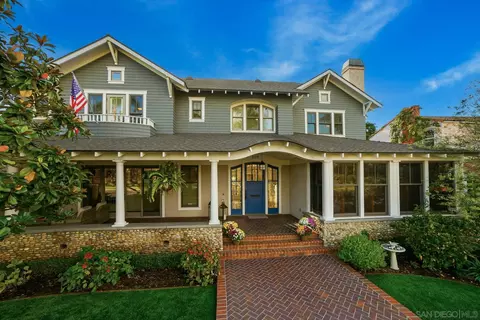 Exterior - 820 Glorietta Blvd, Coronado, CA 92118 photo 5 of 8