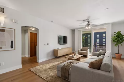 550 Park Blvd #2306, San Diego, CA 92101