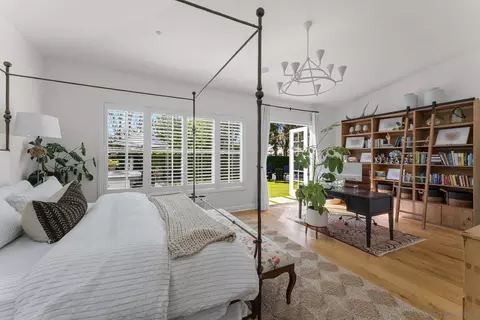 Bedroom - 615 Shasta Dr, Encinitas, CA 92024 photo 1 of 4