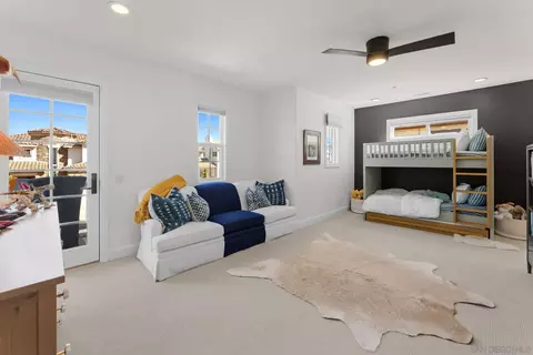 Bedroom - 615 Shasta Dr, Encinitas, CA 92024 photo 3 of 4