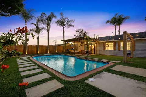 7031 Beagle St, San Diego, CA 92111