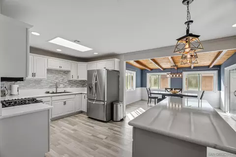 Kitchen - 910 Saint George, Spring Valley, CA 91977 photo 2 of 3