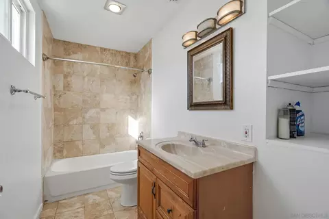 Bath - 910 Saint George, Spring Valley, CA 91977 photo 2 of 3